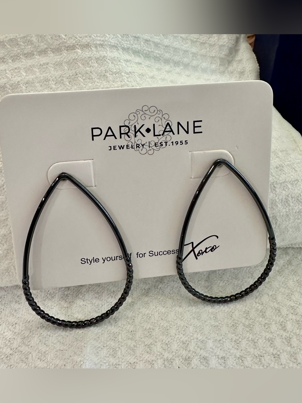 Park Lane Almond Earrings – Hematite | 2” Statement Earrings